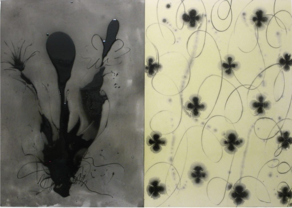 Margaritas negras -serie Flores-Jaime Sánchez Alonso- resina de poliéster sobre foam- 140 x 120 cm- 2003